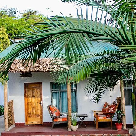 Blue Elephant Villas Arusha Bagian luar foto