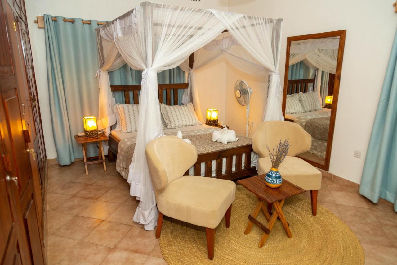 Blue Elephant Villas Arusha Bagian luar foto