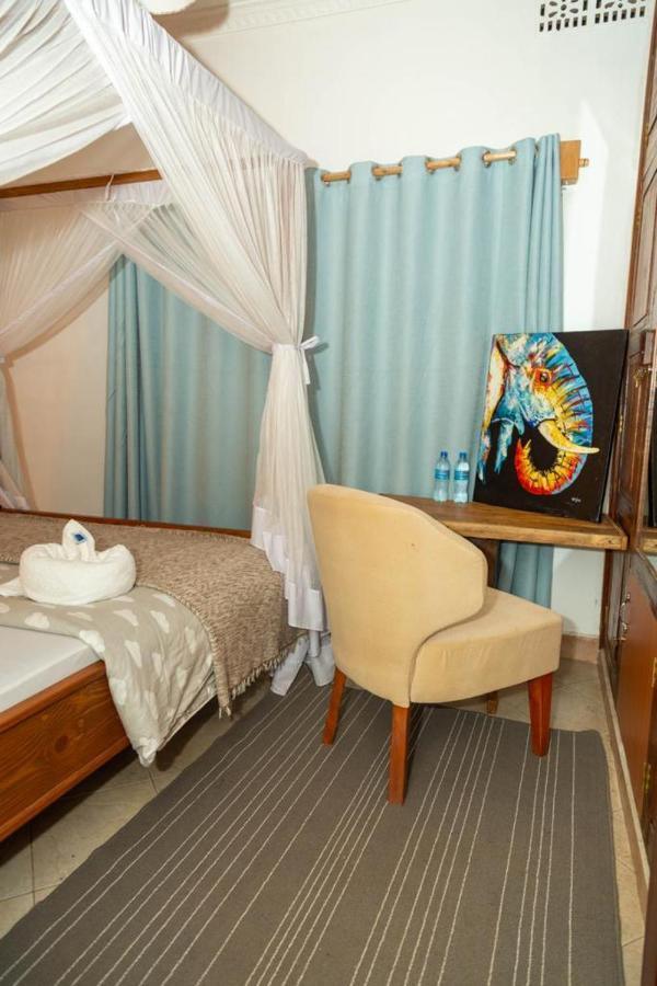 Blue Elephant Villas Arusha Bagian luar foto
