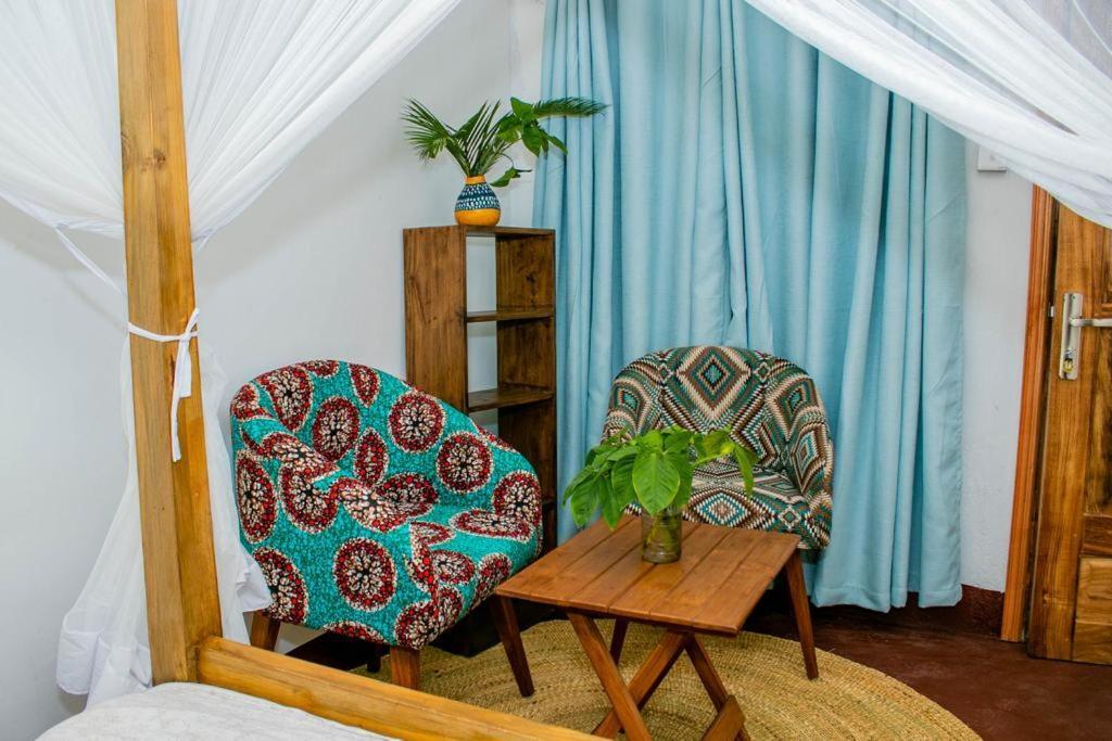 Blue Elephant Villas Arusha Bagian luar foto