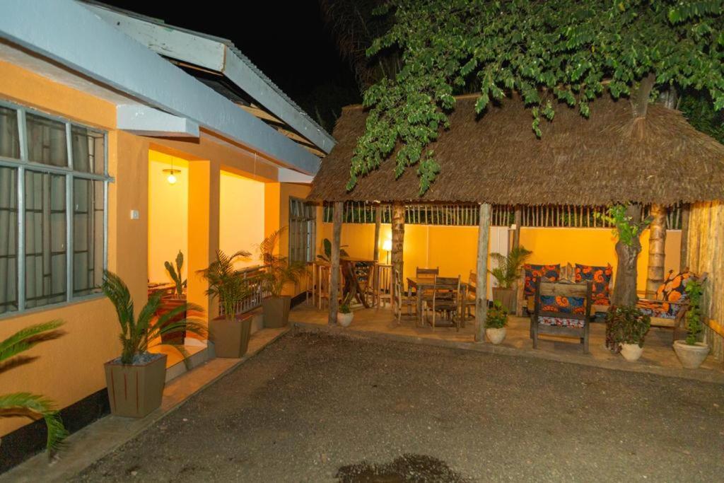 Blue Elephant Villas Arusha Bagian luar foto